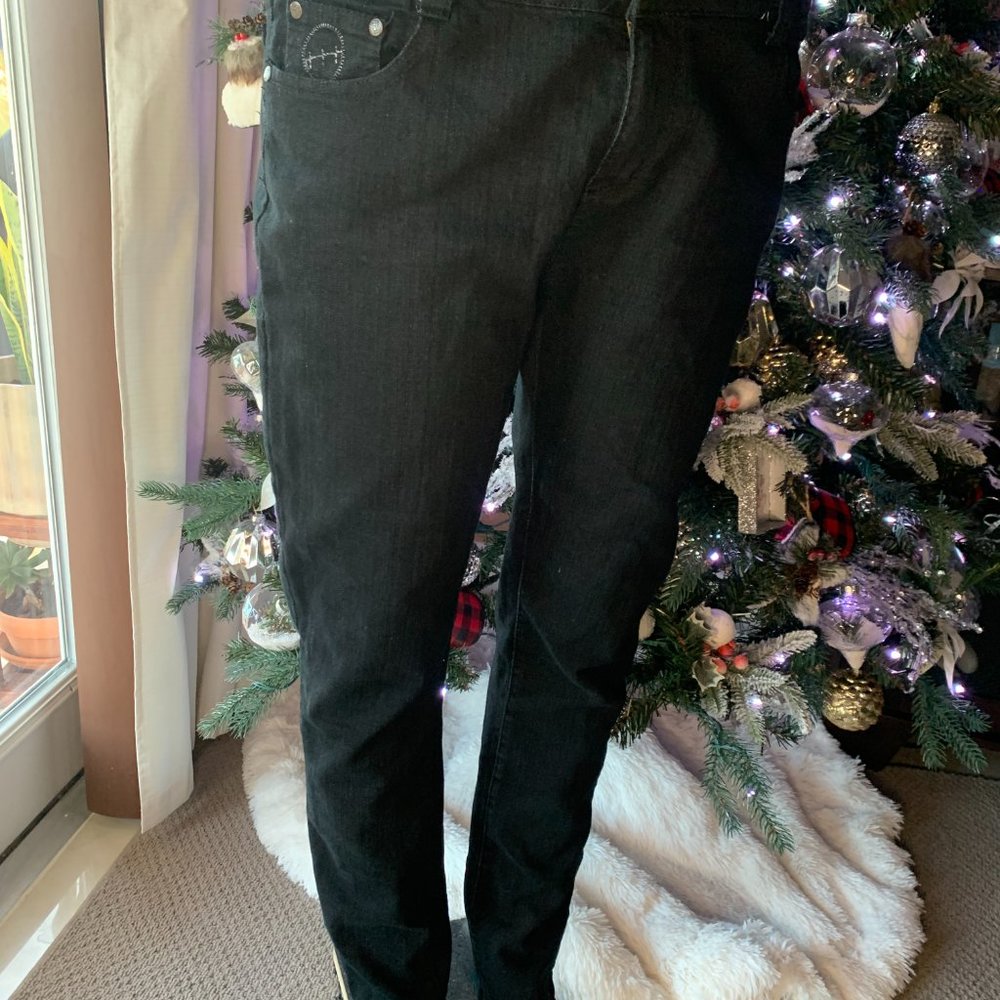 Y&F Stretch Black Jeans - Picture 5 of 5